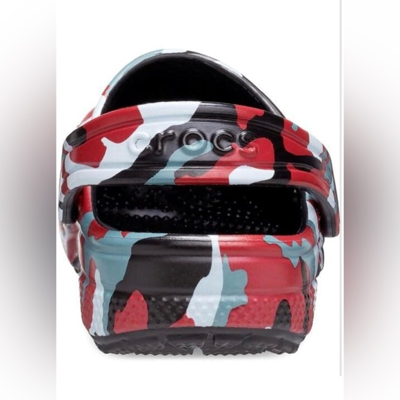 Crocs Unisex-Child Classic Red/Black/Grey/White Camo Clog - Size C10 - Picture 5 of 16